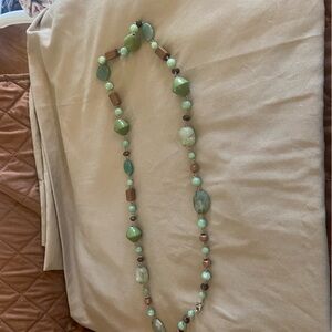Source Unknown Green and Tan Beaded Necklace